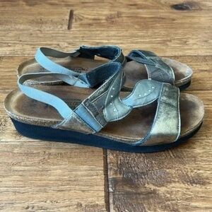 Naot Kimberly Sandals Metallic Leather Rhinestone Cork Comfort Size 8